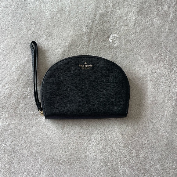 Kate Spade Black Wristlet - Picture 1 of 3
